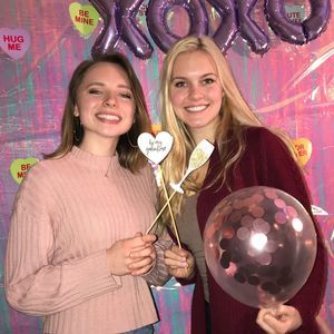 Meet your Posher, Rose